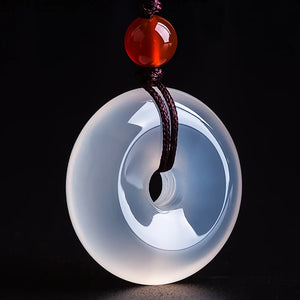 Natural Agate Chalcedony Ice-like Safe Buckle Pendant Necklace Jewelry