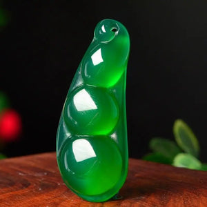 Green Chalcedony String Bean Pendant Necklace