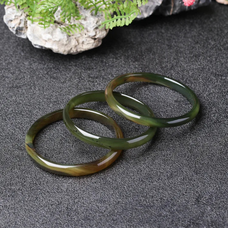 Green Chalcedony Beauty Bracelet Hand-carved Flat Boutique Jewelry
