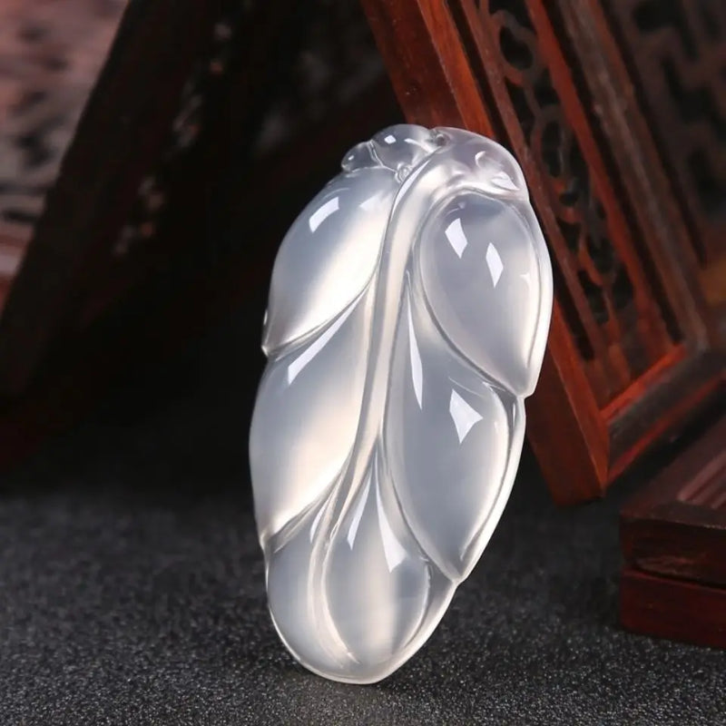 Natural Agate Ice Chalcedony Branches and Leaves Pendant Necklace