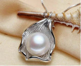 Charming 10-11mm South Sea Pearl Leaves Pendant Necklace