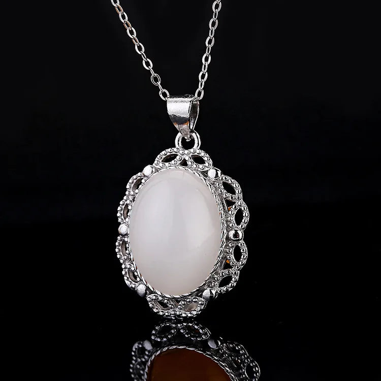 Natural Chinese Green Chalcedony Water Drop Pendant Green Agate Bracelet