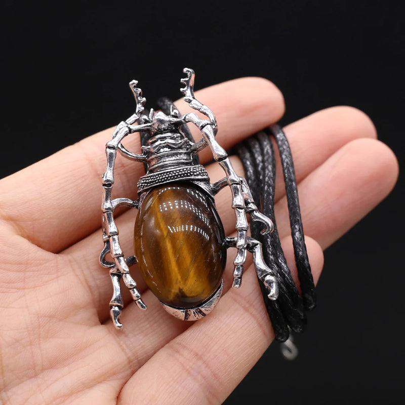 Elliptical Stone Shell Beetle Pendant Inlaid With Agate And Shell