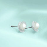 Flower Stud Earrings with Natural Freshwater Pearl 925 Silver
