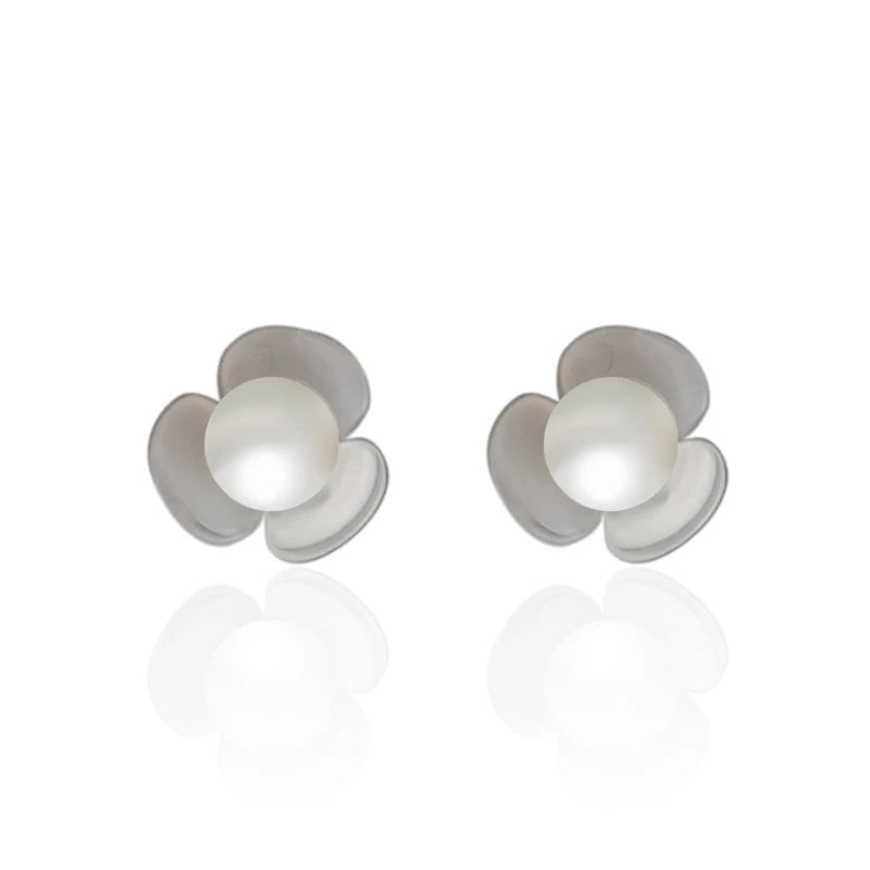 Flower Stud Earrings with Natural Freshwater Pearl 925 Silver