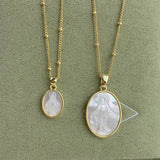 Freshwater Pearl Beaded Chokers Necklace Natural Fritillaria Pendant