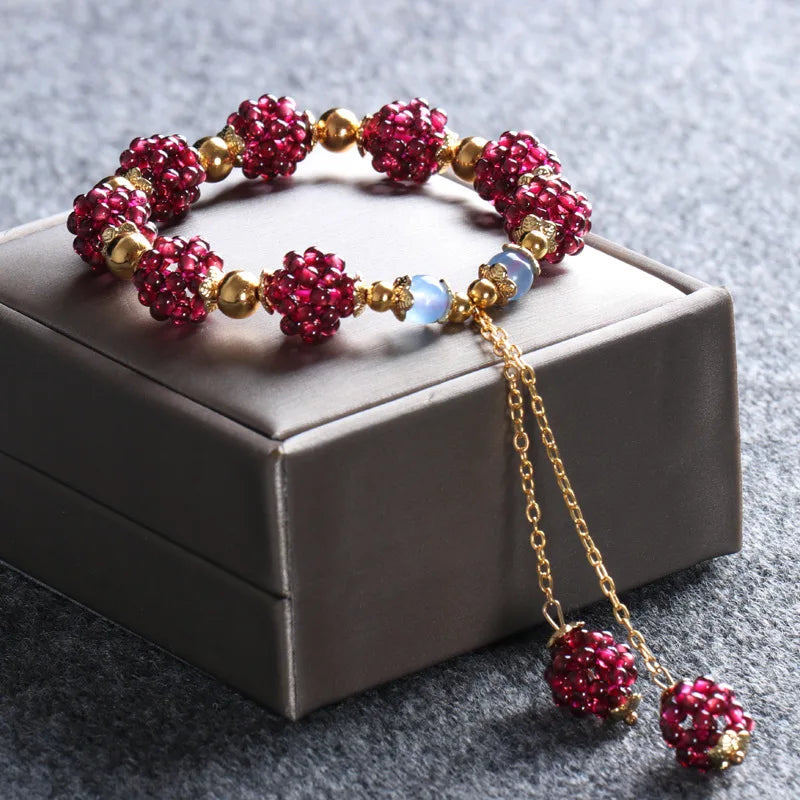 Natural Garnet Bracelet Hand Book Bracelet Wechat Business Direct Seeding
