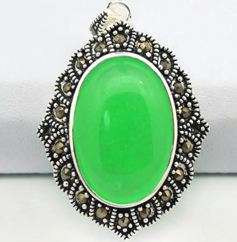 Natural Green Bead 925 Sterling Silver Marcasite Necklace Pendant