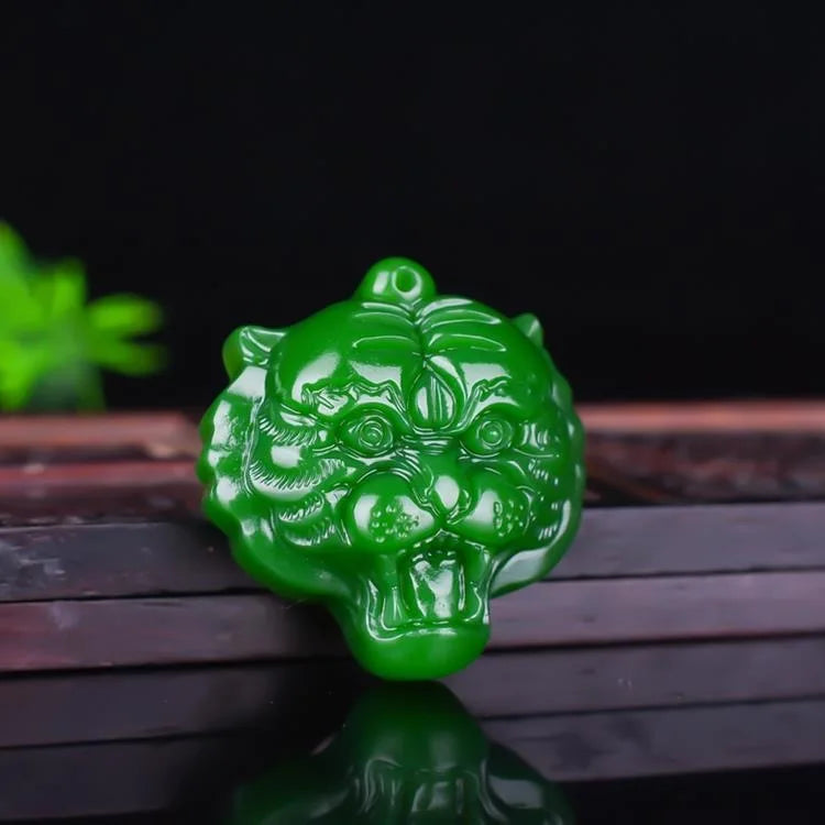 Green Hetian Jade Tiger Head Pendant Necklace Chinese Jadeite Jewelry