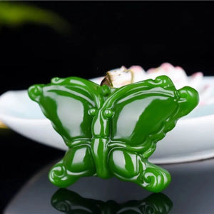 Green Jade Butterfly Pendant Necklace Charm Hand-Carved Luck Amulet