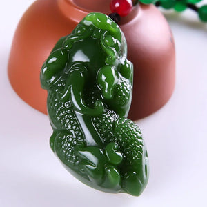 Green Jade Pixiu Tiger Pendant Necklace Chinese Hand-Carved Charm Jewelry