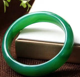 Natural Green Round Bangles Charm Bracelet Hand-Carved