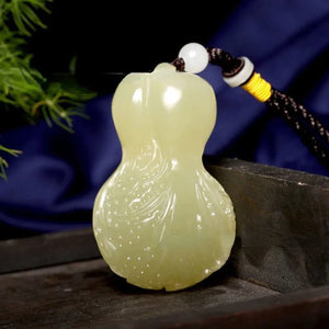 Hand-Carved Natural Green/Jade Cabbage Pendant Charm for Women Men