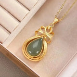 Hetian Green Chalcedony Teardrop Pendant Necklace Chinese Style