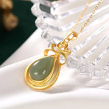 Hetian Green Chalcedony Teardrop Pendant Necklace Chinese Style