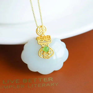 Natural Hetian Jade Lace Lock Pendant Clavicle Chain S925 Silver Inlaid