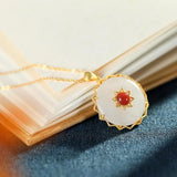 Natural Hetian Jade South Red Round Pendant Necklace Chinese Retro Women's Jewel