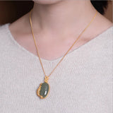 Green Chalcedony Koi Pendant Necklace Chinese Craft Women's Christmas