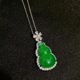 Natural Green Agates Gourd Pendant Necklace