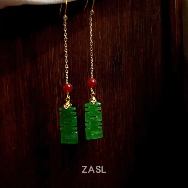 Natural Jadeite Earrings 18k Hook Chain Aquaculture Gift