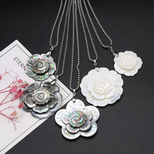Mother of Pearl Shell Flower Pendant Necklace Chokers Stainless Steel Chain