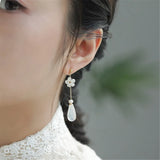 Natural Pearl Agate Earrings Ancient Style Women Ear Studs Shell Flower