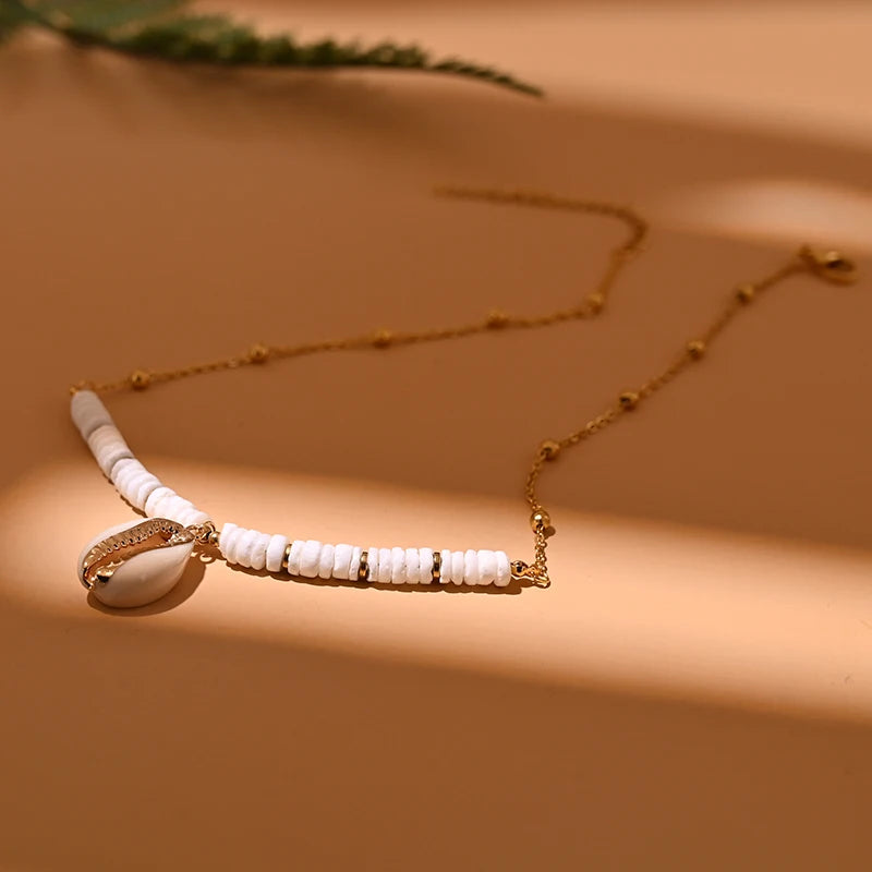 Shell Pendant Necklace Stainless Steel Chain Mother of Pearl Choker