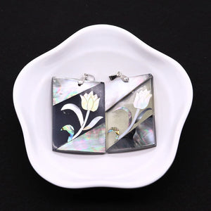 Resin Black Shell Magnolia Flower Necklace Pendant DIY Jewelry