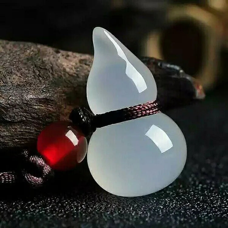 Natural Small Gourd Chalcedony Pendant Necklace Sweater Chain Jewelry