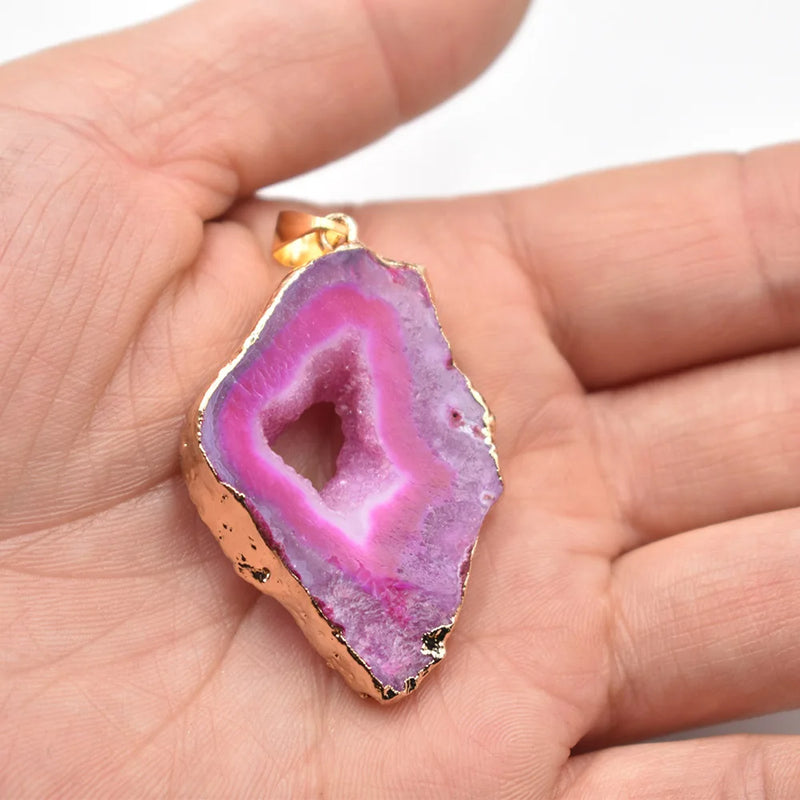 Natural Stone Agates Pendant Irregular Quartz Pendant for DIY Jewelry Making
