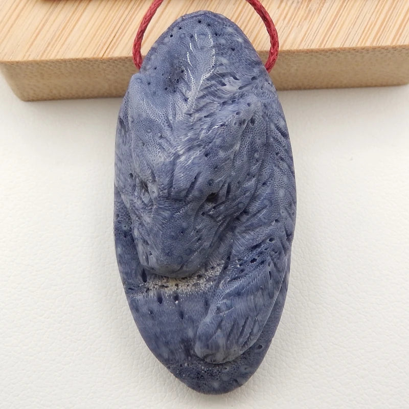 Natural Stone Carved Wolf Head Coral Pendant Bead
