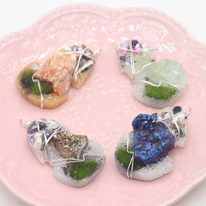 Green Resin Natural Stone Pendant with Freshwater Pearl