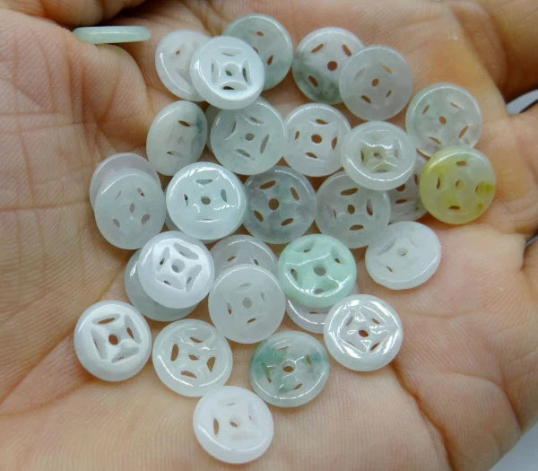 Natural Stone Carving Jades Quartz Crystal Charm Pendants for DIY Jewelry Making