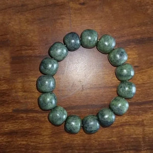 Natural Tibetan Jade Medicine King Stone Hand String Bracelet