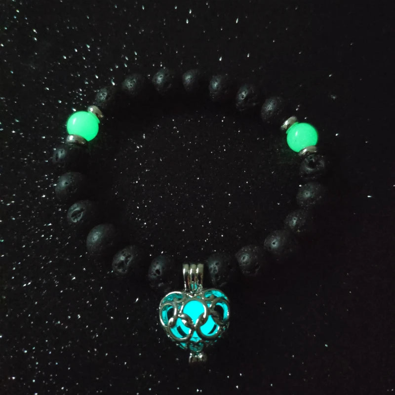 Luminous Heart Charm Bracelet - Glowing In The Dark Bracelet