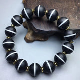 Natural Agate Jade Bracelet Hand-Carved Chalcedony Bangle
