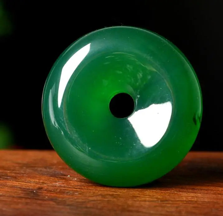 Green Chalcedony Ice Type Safe Buckle Pendant