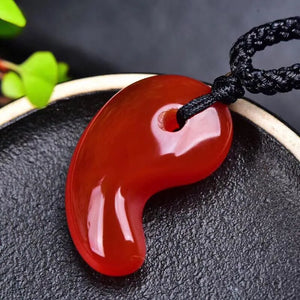 Red Agate Necklace Pendant Crystal Quartz Magatama Tai Chi Yin Yang Crescent Spi