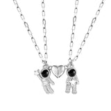 Couple Astronaut Pendant Necklace Magnet Heart Choker