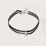 Short Pearl Choker Necklace for Women