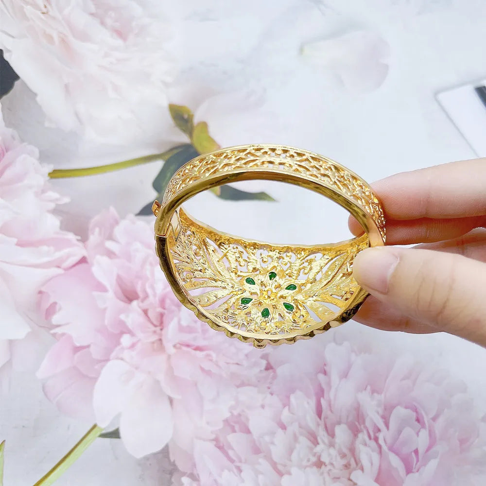 Neovisson Resin Flower Bangle Rhinestone Cuff Bracelet