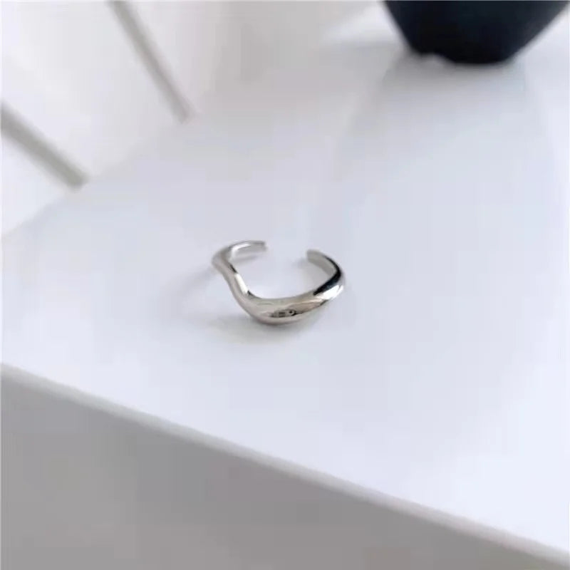 Adjustable Ring with Cold Wind Irregular Curved Wave Pattern