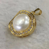 Elegant Lady's Pendant with 12mm Freshwater Pearl & Crystal Inlay