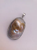 Baroque Shell Pearl Necklace with Rhinestones Pendant