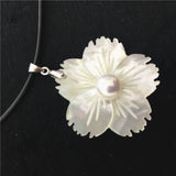 Sea Shell Tibetan Silver Necklace with Flower Pendant