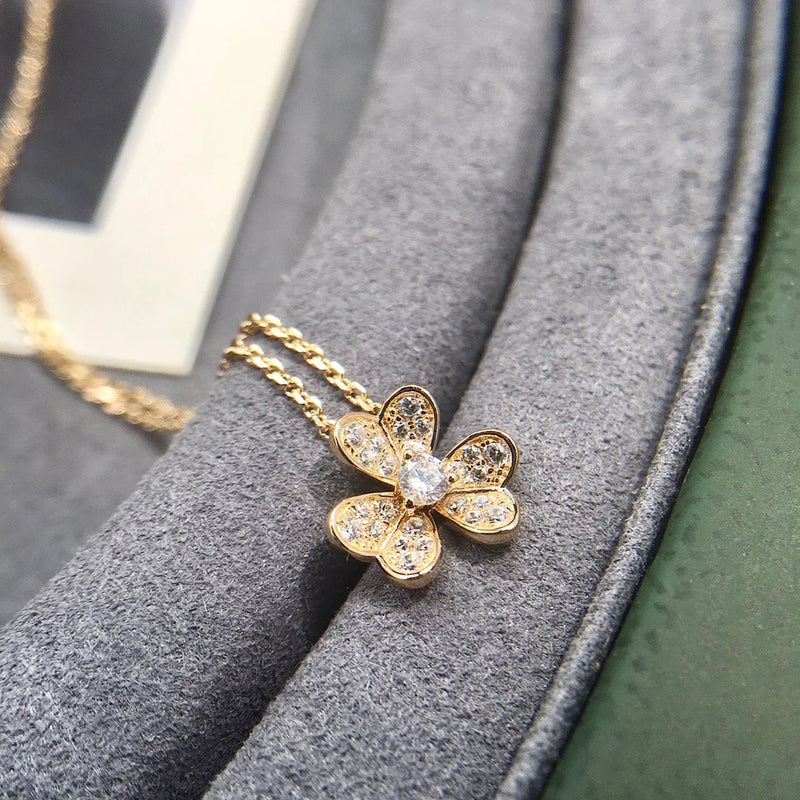 Sweet Zircon Clover Necklace Anniversary Gift for Ladies