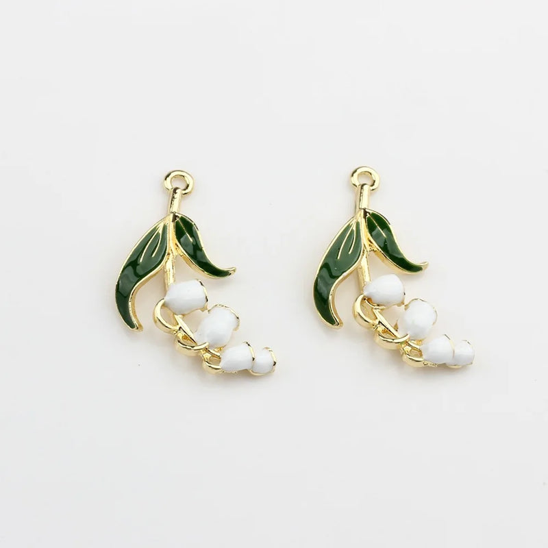 40pcs Lily Flowers Floating Locket Charms DIY Jewelry Accessory