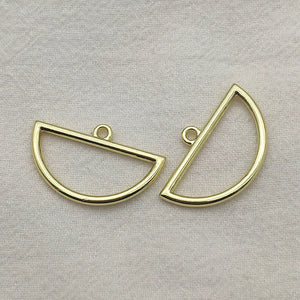Arrival! 18x30mm 100pcs Zinc Alloy Semicircle Charm For Necklace/Earring DIY