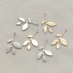 Brass Leaves Charm Pendant 100pcs for Necklace Earrings DIY
