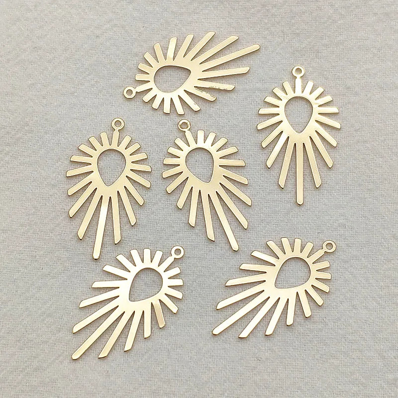 100pcs Brass Leaf Pendants for Jewelry Making